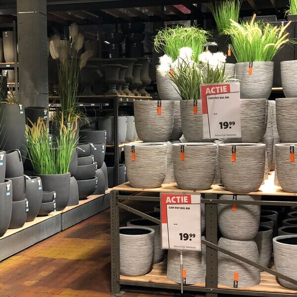 pots and presenation in garden centre The Netherlands
